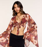 Top de Malla Floral con Lazo Frontal Untamed Bloom