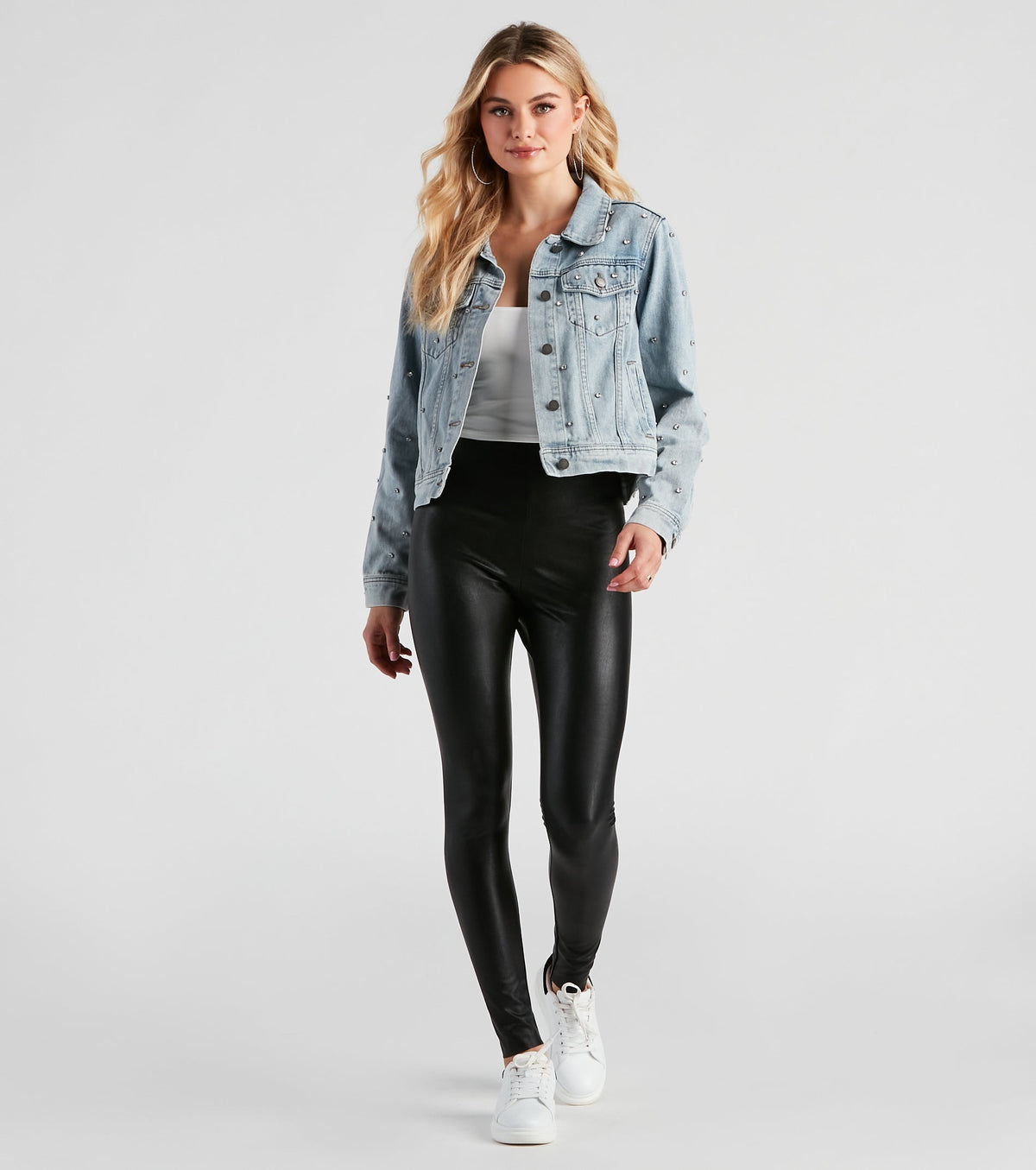 Chaqueta Vaquera con Pedrería Casual Glam