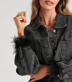 Chaqueta Vaquera Corta con Plumas Marabú