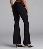 Pantalones Acampanados de Tiro Medio con Recorte