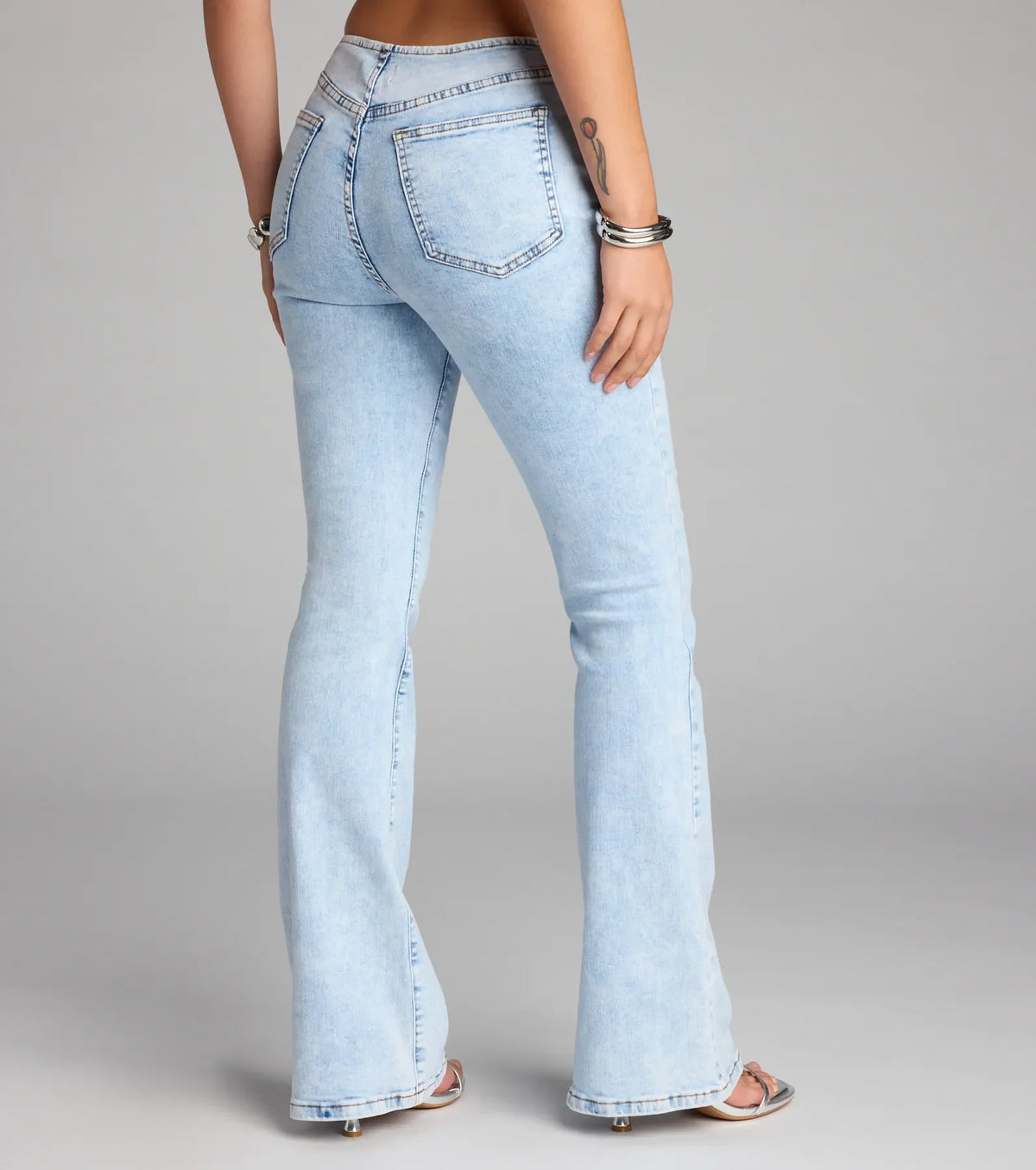 Pantalones Vaqueros Acampanados de Tiro Medio Retro