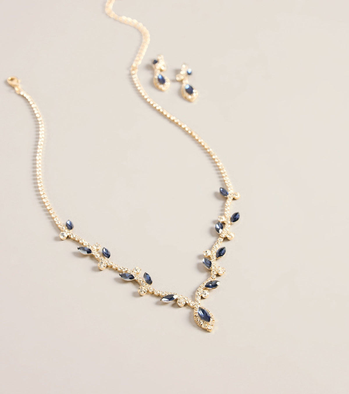 Conjunto Collar Hoja y Pendientes Dress to Dazzle con Strass