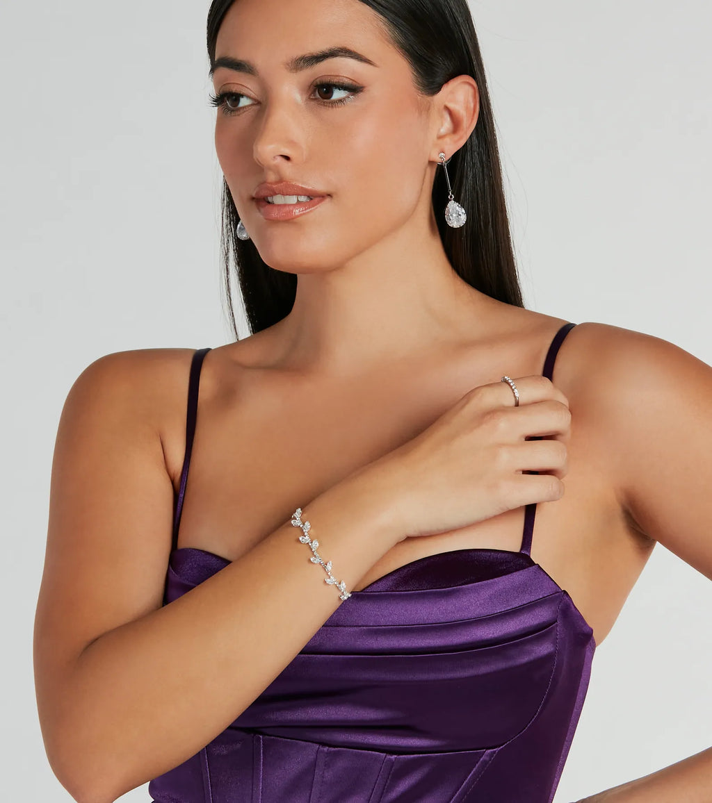 Pulsera Delicada Ever So Luxe con Circonitas y Hoja