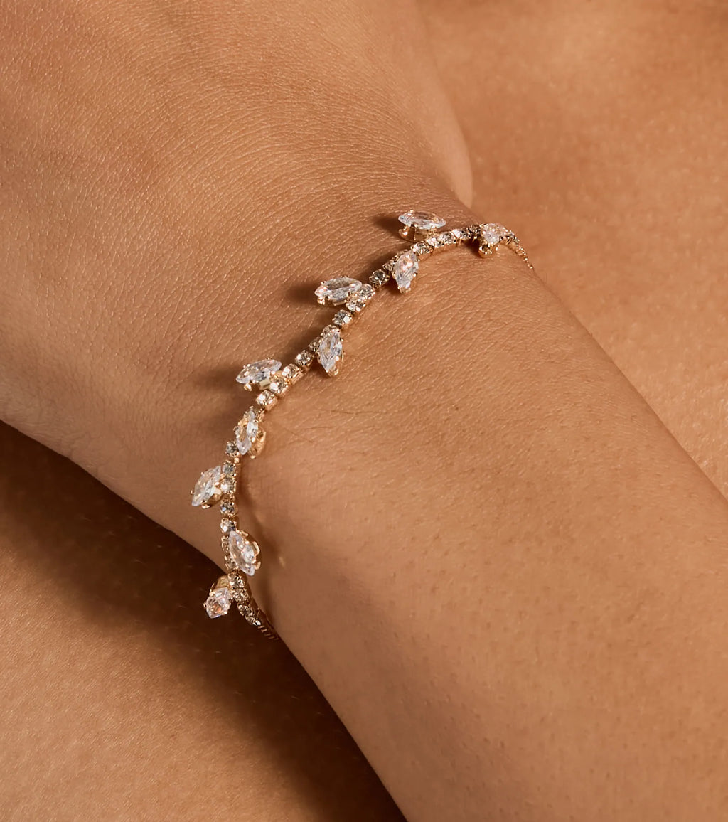 Pulsera Delicada Ever So Luxe con Circonitas y Hoja