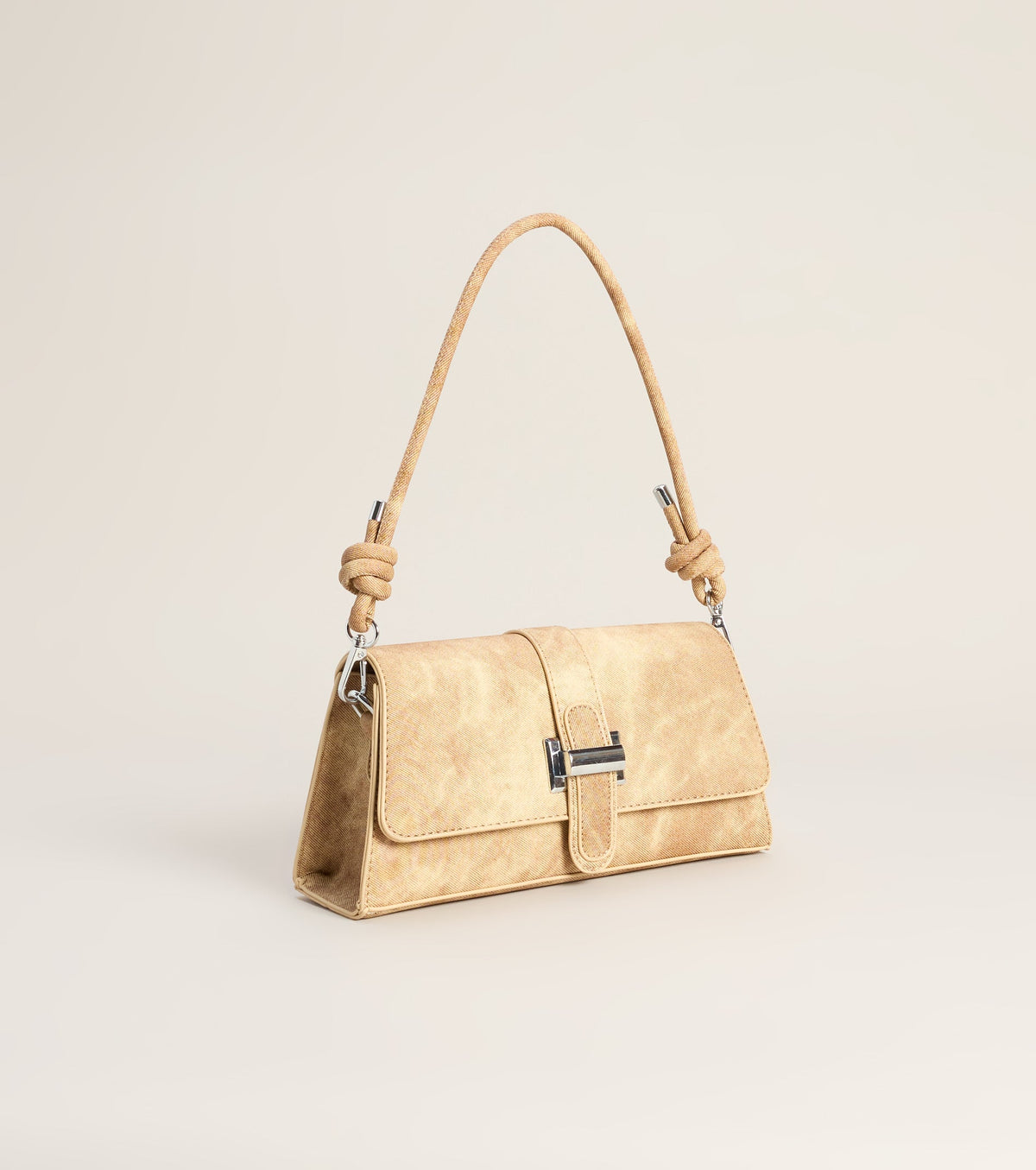 Bolso de Hombro Trendsetter de Cuero Sintético