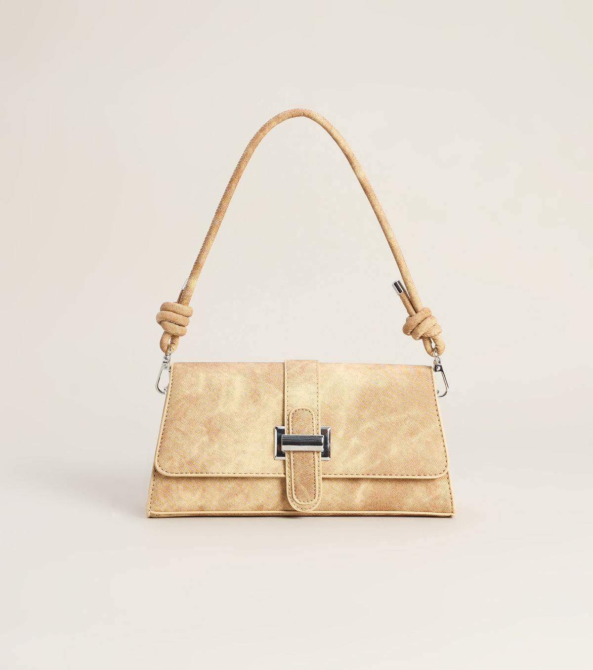 Bolso de Hombro Trendsetter de Cuero Sintético