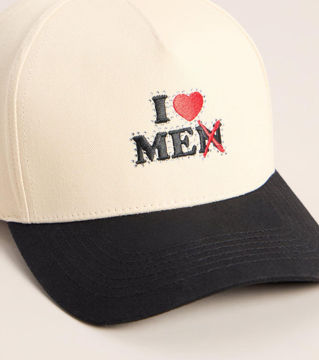 Gorra I Love Me con Ribete de Strass