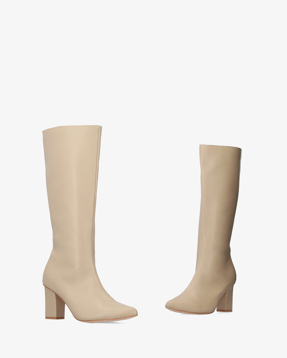 Bota de tacón en beige suave
