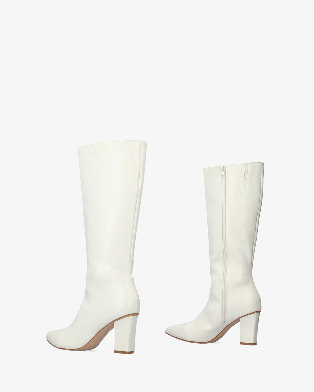 Bota de tacón en blanco suave