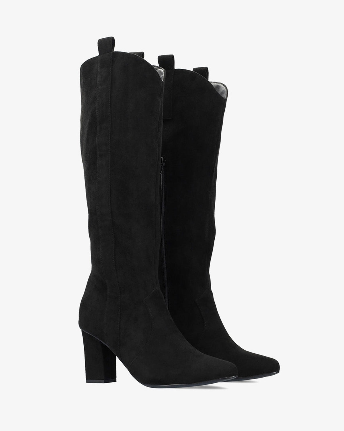 Bota alta en símil ante negro