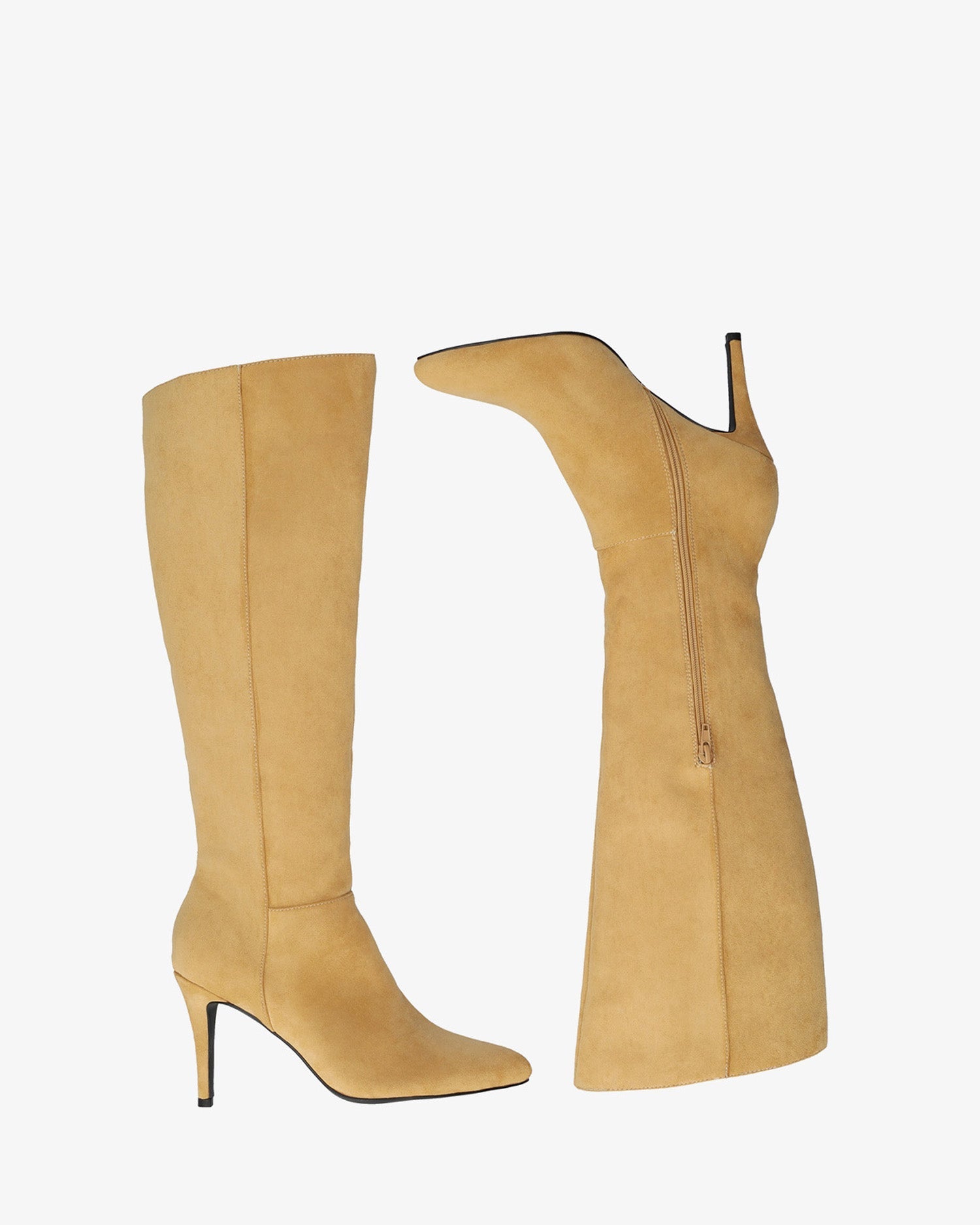 Bota alta tacón en símil ante beige