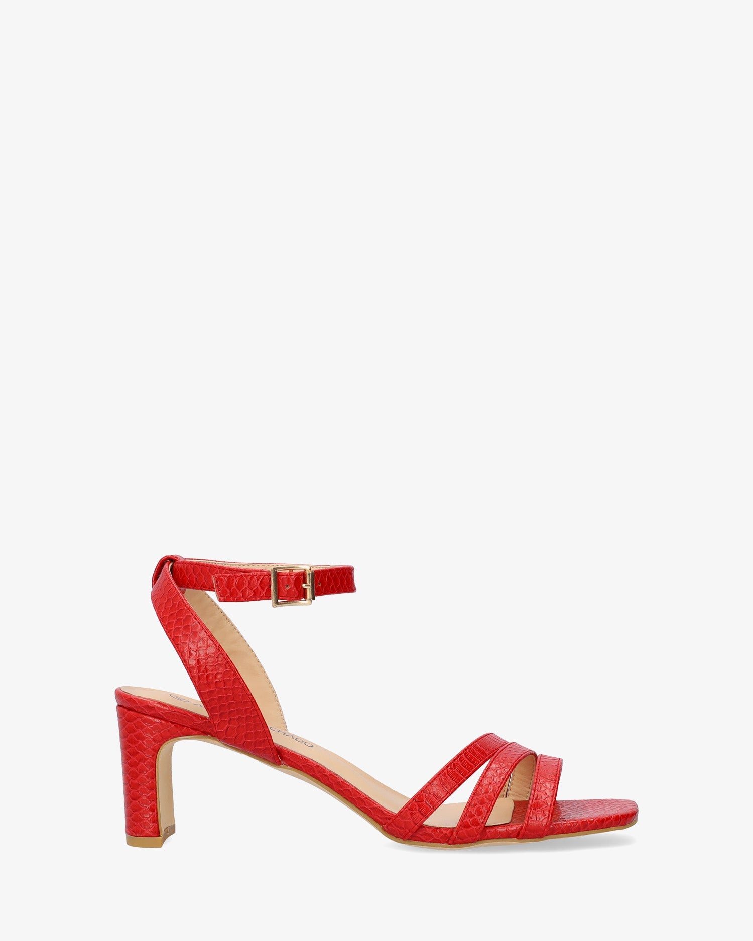 Sandalia en soft snake rojo con tacón semi-cuadrado