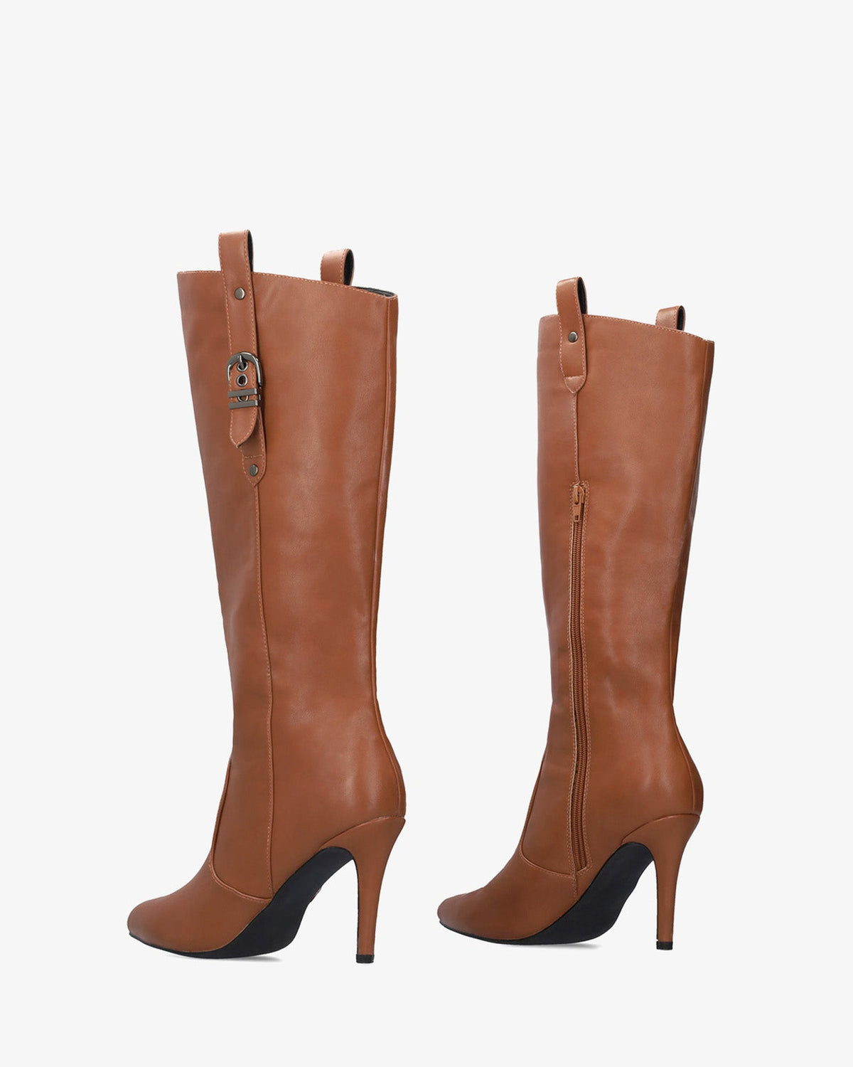 Bota alta con tacón en color camel suave
