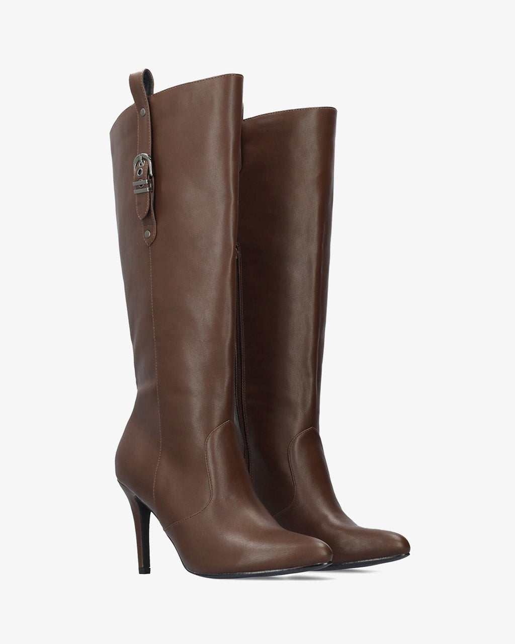 Bota alta de tacón en color marrón suave