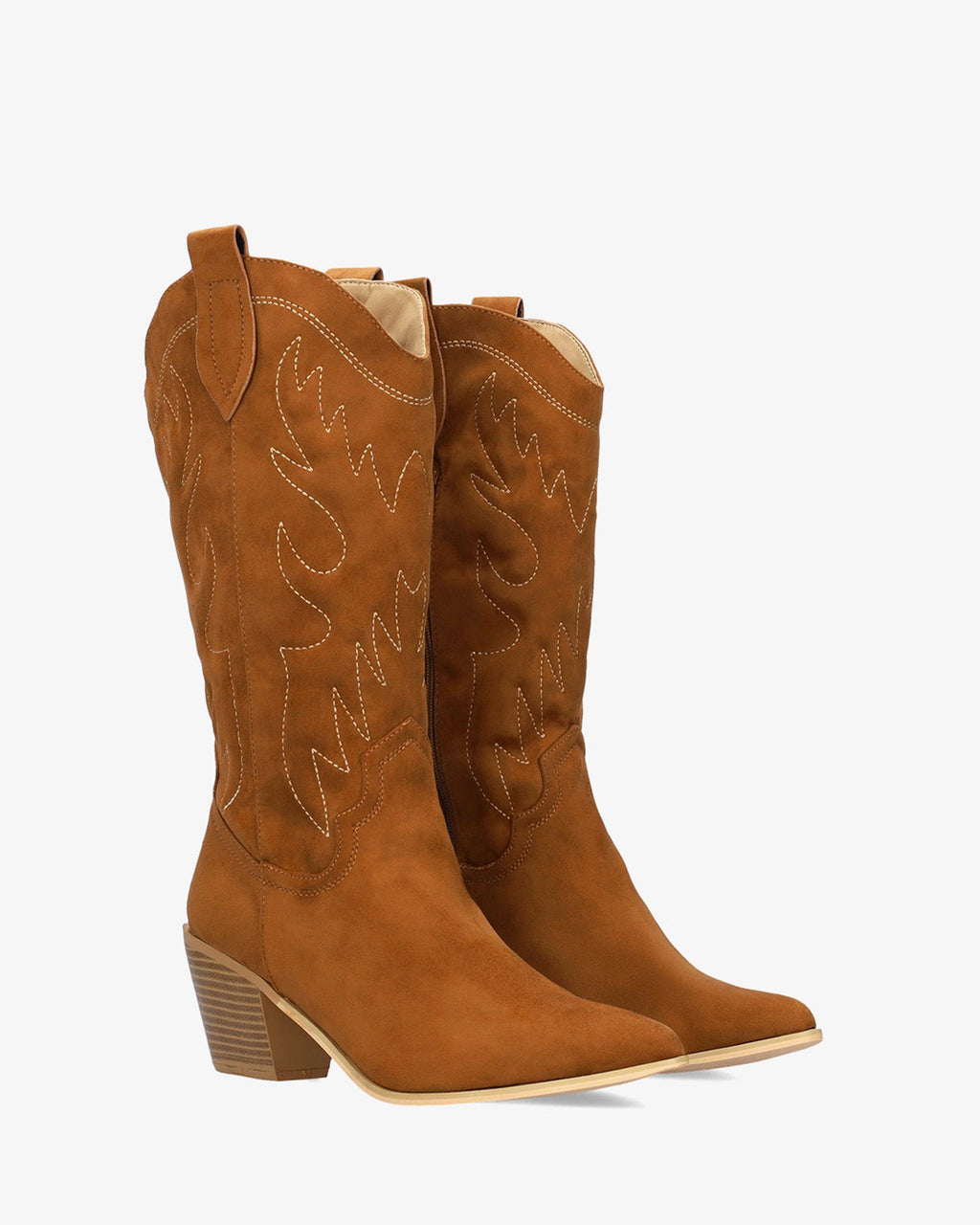 Bota vaquera en símil de ante color camel