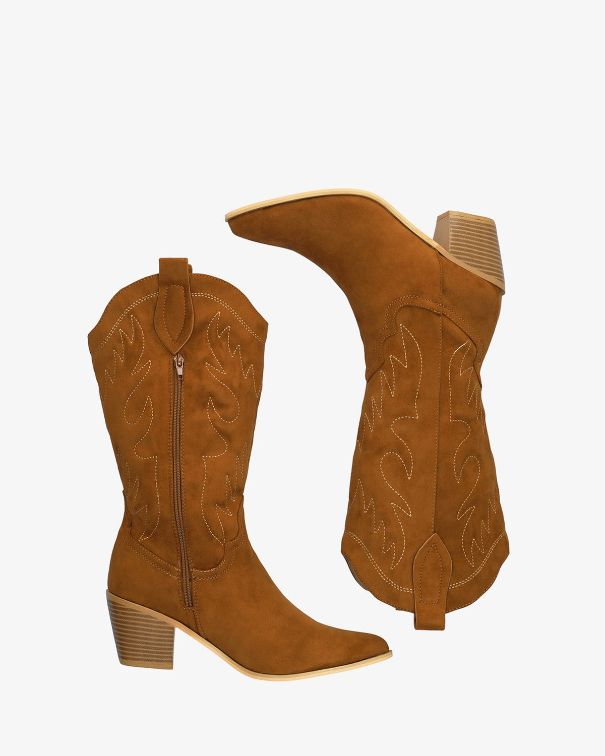 Bota vaquera en símil de ante color camel