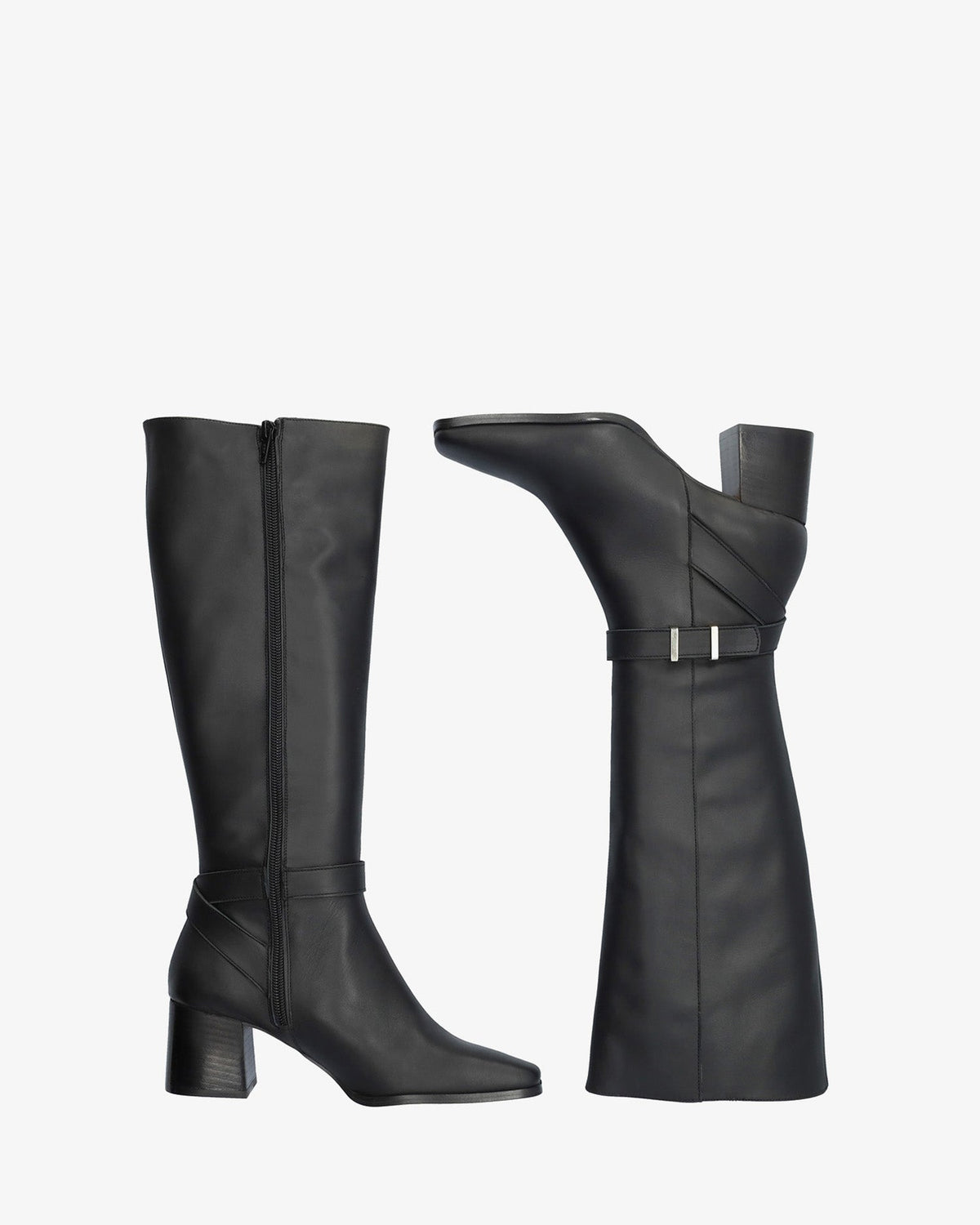Bota alta en piel negra