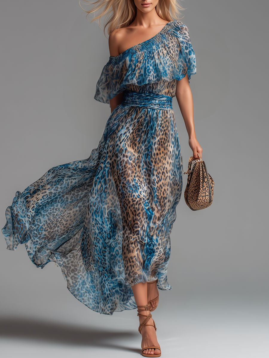 Sauvage | Vestido largo de muselina con estampado de leopardo y hombros descubiertos