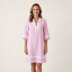 Carlota | Vestido recto a rayas de algodón, con cuello en V y ribete en contraste